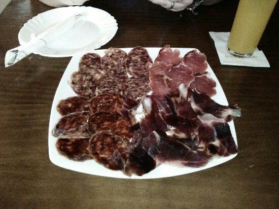 El Meson de Lola