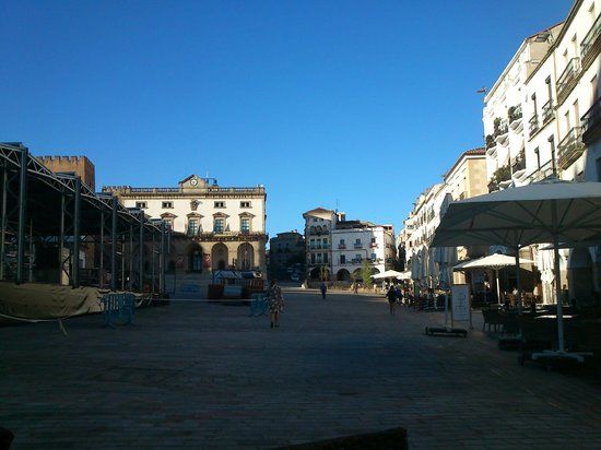 Los Portales